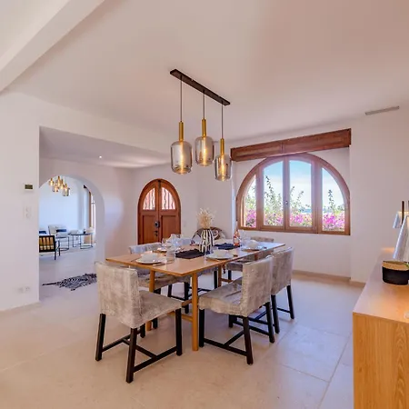 Vila Floralies By Interhome