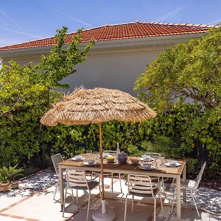 Vila Floralies By Interhome *
